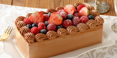 四角いチョコレートケーキ