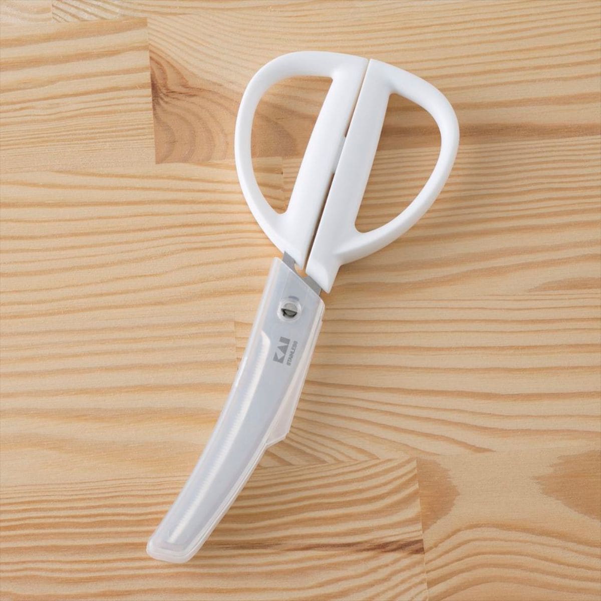 新品 貝印 キッチンバサミ、ターナー、スパチュラ、スプーン、穴あきスプーン 5点 新品 貝印 キッチンバサミ、ターナー、スパチュラ、スプーン、穴あき