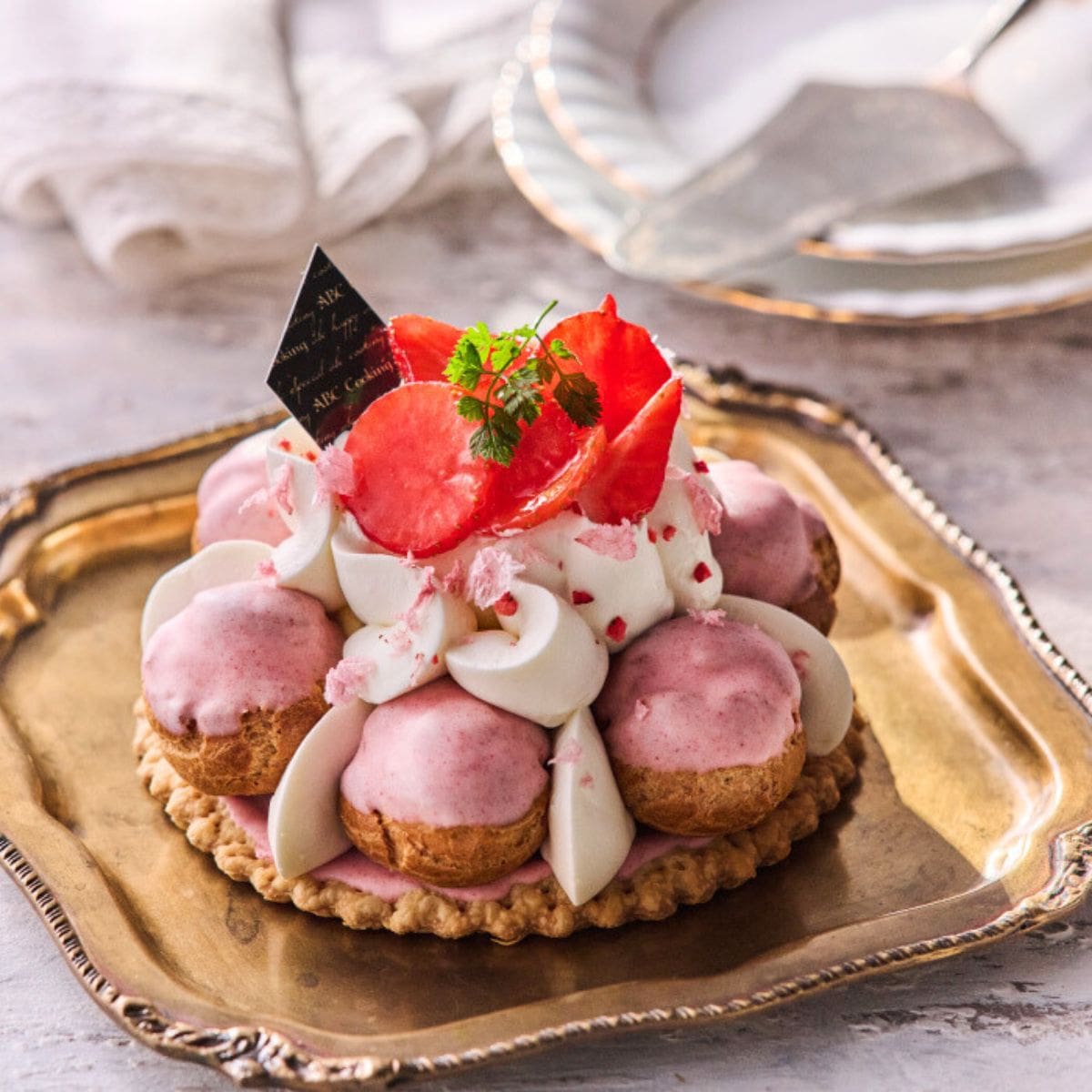 苺のサントノーレ – ABC Cooking MARKET