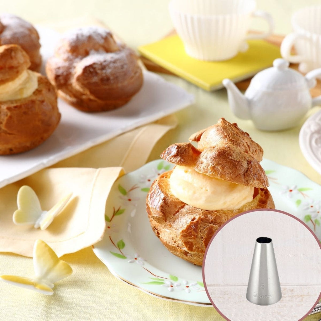 製菓用品：タルト型（200個）クッキーカッター（8セット）、めん棒