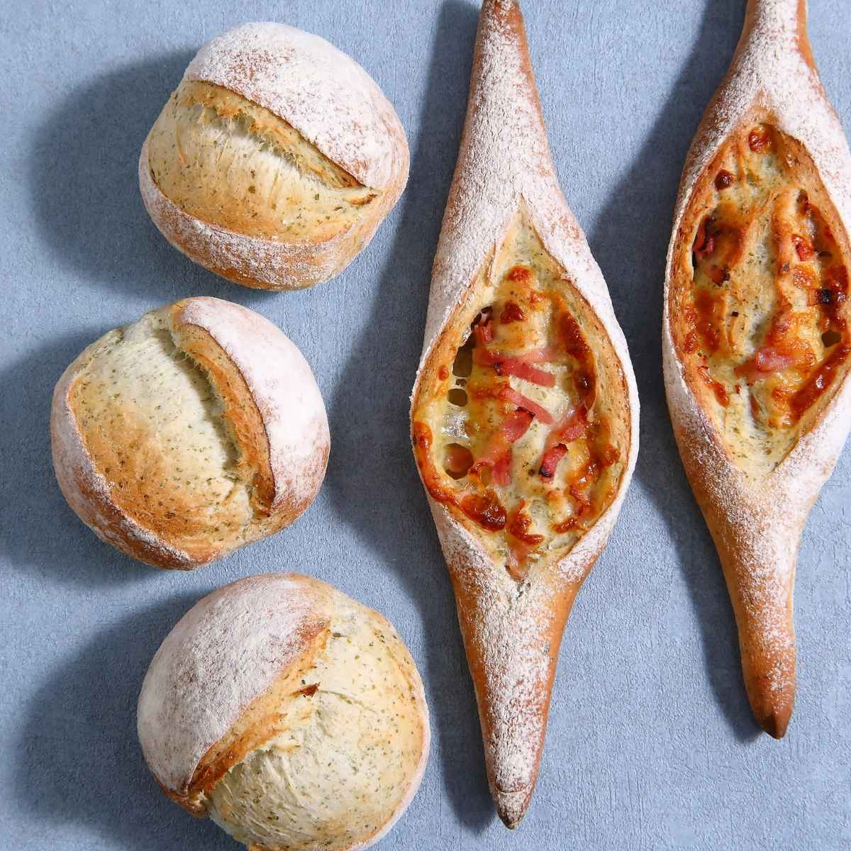 米粉の湯種でもっちり!2種のあおさ香るクッペ